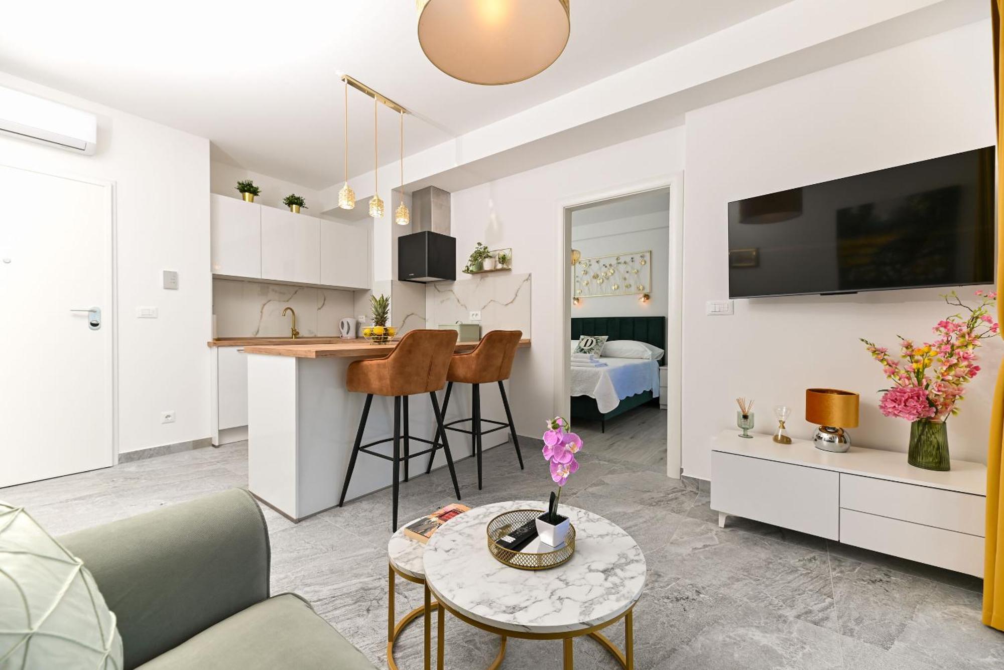 Apartments Diva Trogir Bagian luar foto